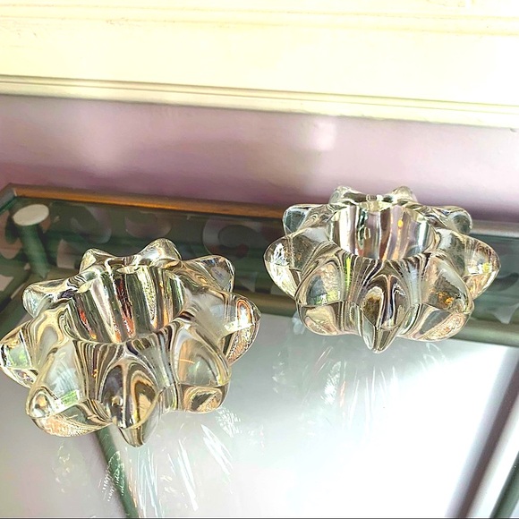 2 Heavy clear glass star flower candle holders 3 1/2” wide - Picture 5 of 8